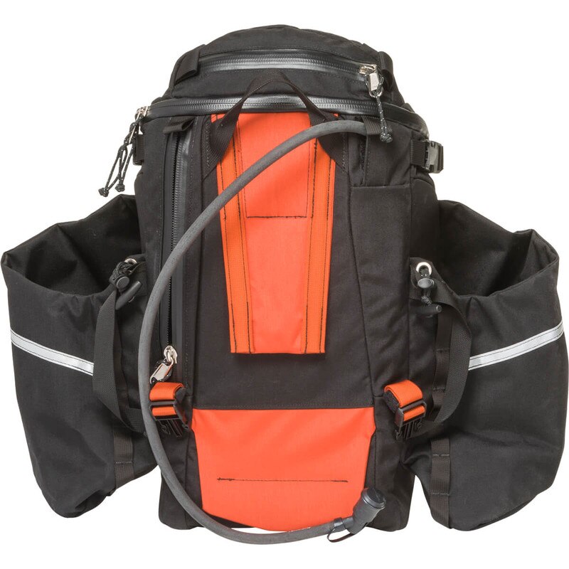 Plus Medic - Black (Hydration Pocket)